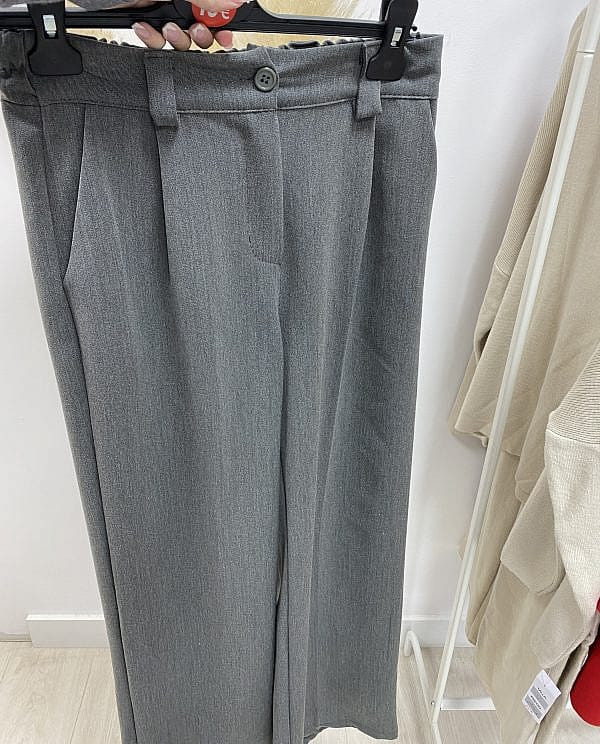 Pantalon vestir gris