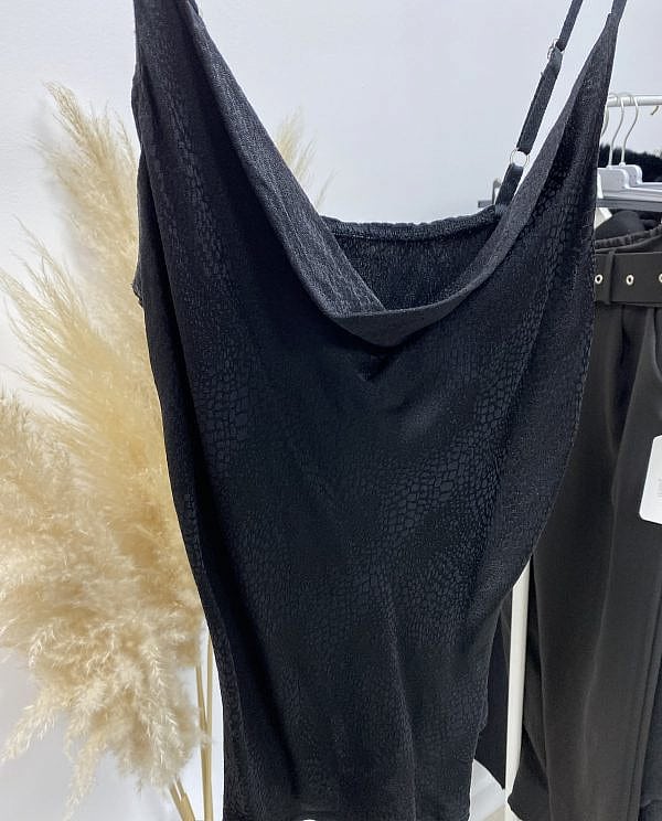 Top lencero negro