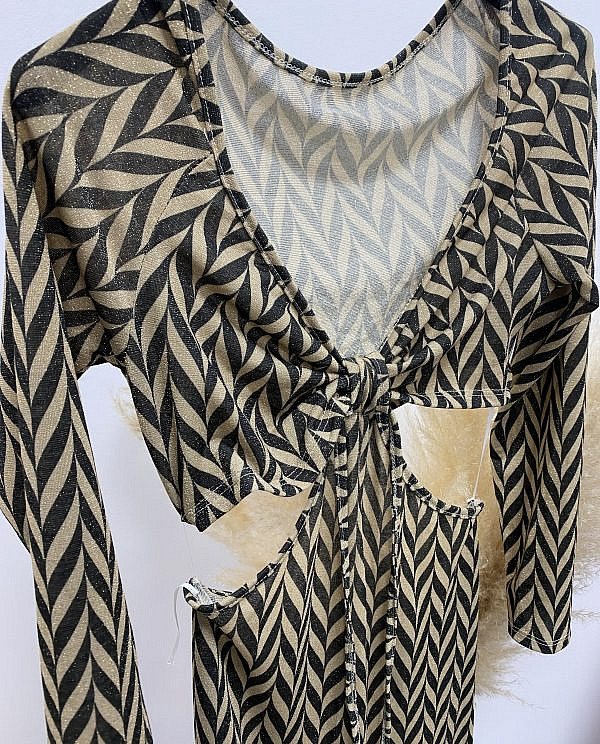 VESTIDO APERTURAS BRILLO