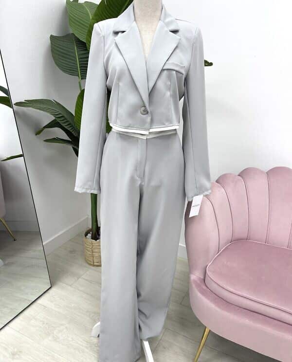 CONJUNTO DETALLE BLANCO GRIS