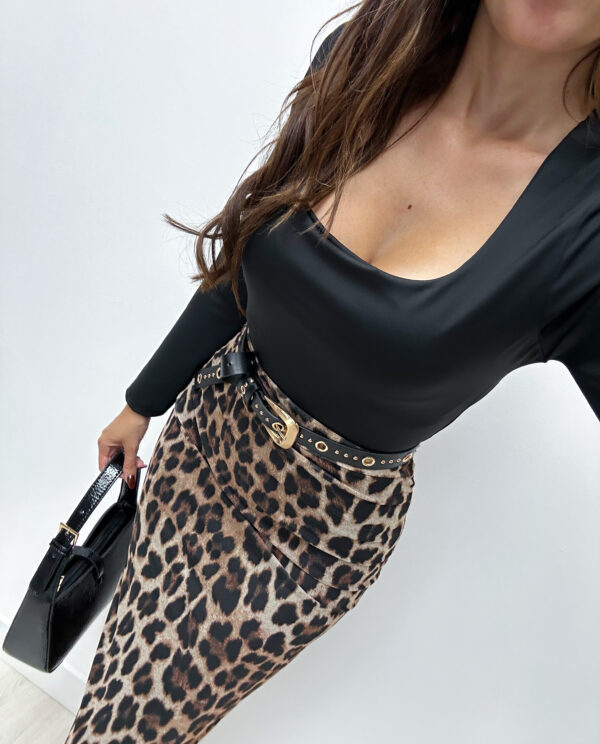 BODY ESCOTE CUADRADO NEGRO