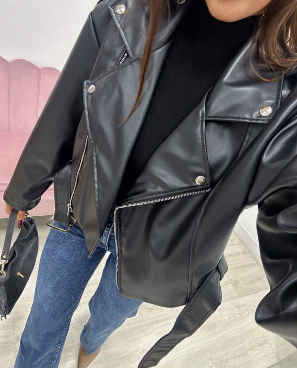 CAZADORA POLIPIEL NEGRO