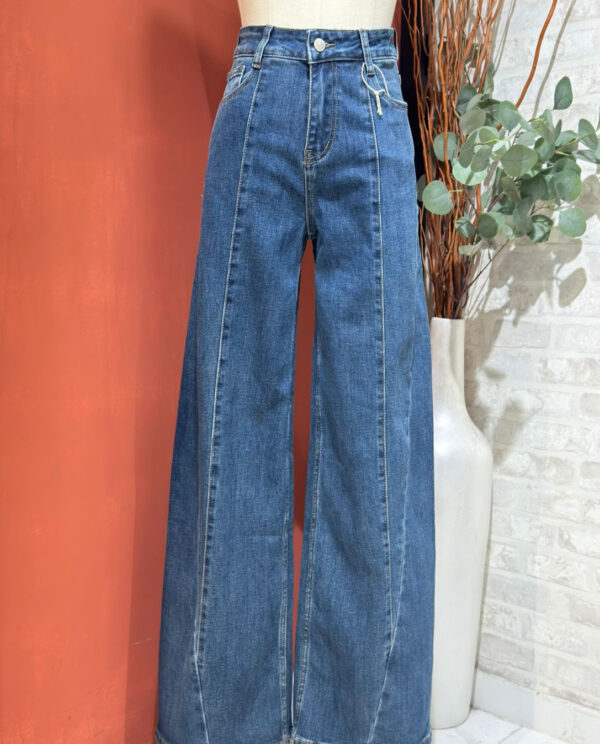 PANTALÓN DENIM COSTURAS