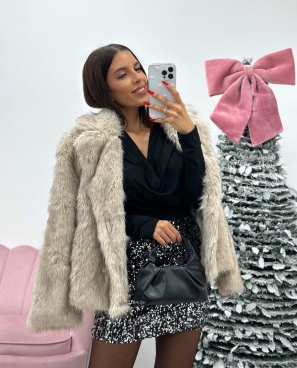 ABRIGO PELO SWEET BEIGE