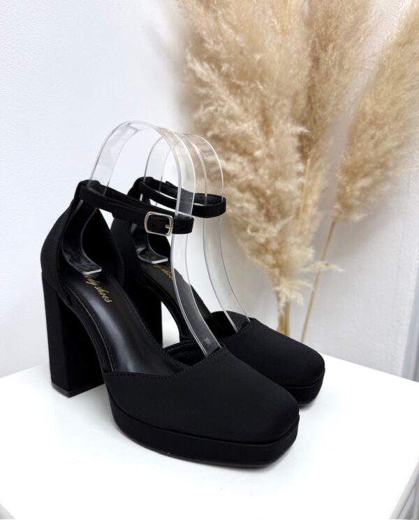 TACÓN PUNTA REDONDA