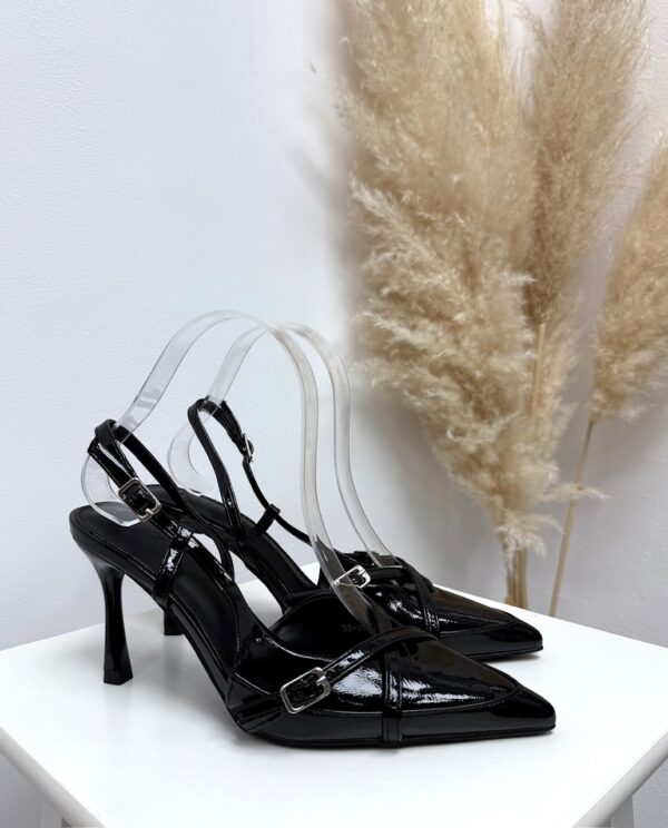 TACÓN HEBILLAS NEGRO