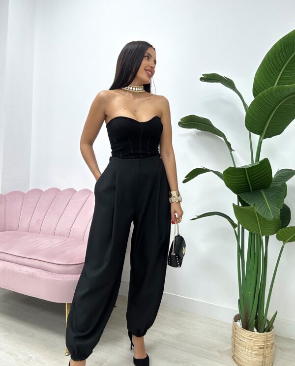 PANTALÓN GLOBO NEGRO