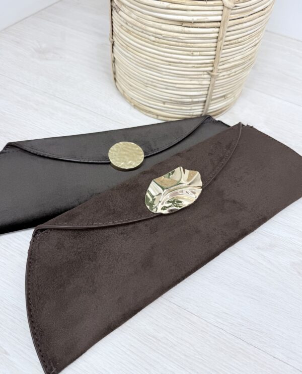 BOLSO DE MANO ALARGADO